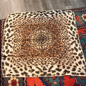 Vintage Echo Leopard Print Scarf - Brown & Cream 26 squared